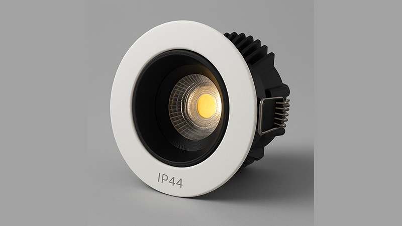 A high-quality IP44 downlight with low glare